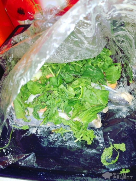 Рецепт: Рыба запеченная в рукаве - Путассу с рукколой в рукаве запеченная