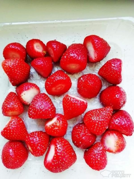 Рецепт: Шарики творожные - С клубникой