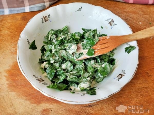 Рецепт: Шарлотка со щавелем - Быстрый сладкий пирог Рецепт: Шарлотка со щавелем - Быстрый сладкий пирог