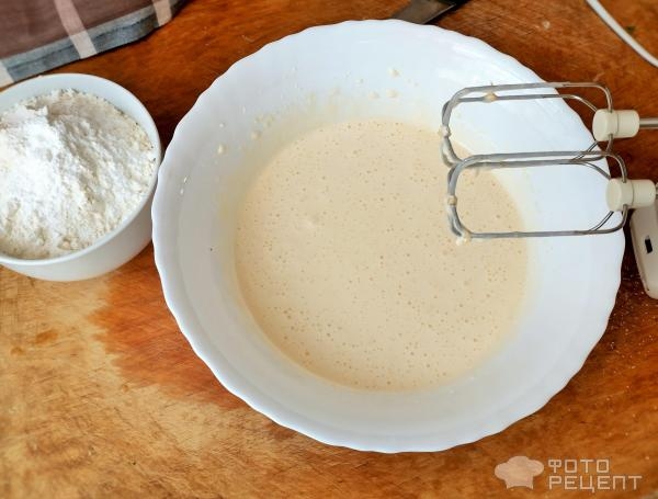 Рецепт: Шарлотка со щавелем - Быстрый сладкий пирог Рецепт: Шарлотка со щавелем - Быстрый сладкий пирог