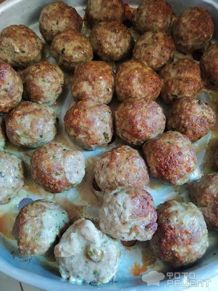 Рецепт: Тефтельки с мятой - в томатном соусе