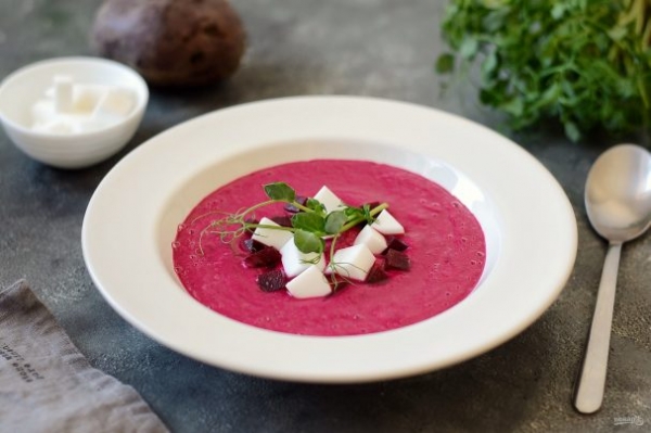 Свекольный крем-суп с фетой Свекольный крем-суп с фетой