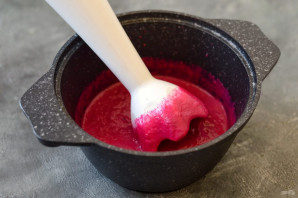 Свекольный крем-суп с фетой Свекольный крем-суп с фетой