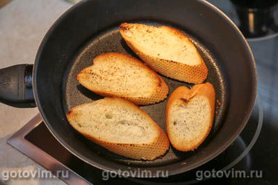 Брускетта с запеченным перцем и творожным сыром Брускетта с запеченным перцем и творожным сыром