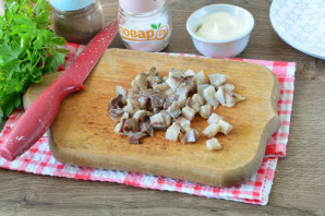 Салат из сельди с кукурузой