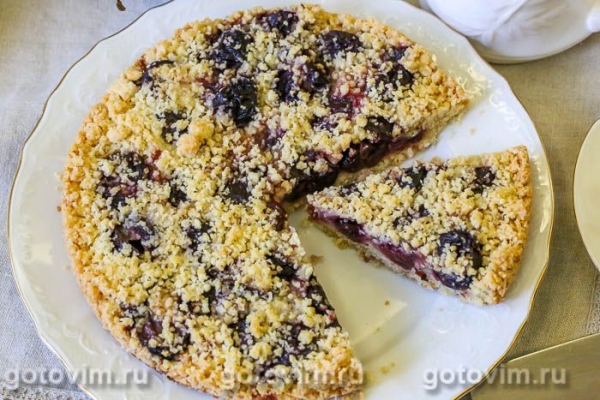 Итальянский пирог сбричолата с черешней Итальянский пирог сбричолата с черешней
