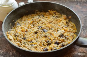 Овощное рагу с рисом и баклажанами