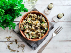 Салат из жареных баклажанов с майонезом