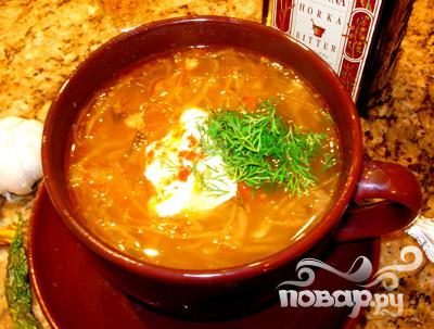 Щи с кислой капустой и мясом Щи с кислой капустой и мясом