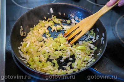 Булочки, фаршированные мясом с фасолью и перцем чили по-мексикански