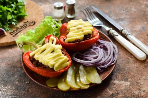 Болгарский перец фаршированный куриной печенью Болгарский перец фаршированный куриной печенью