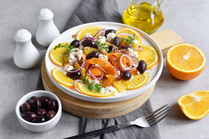 Салат с жареной морковью