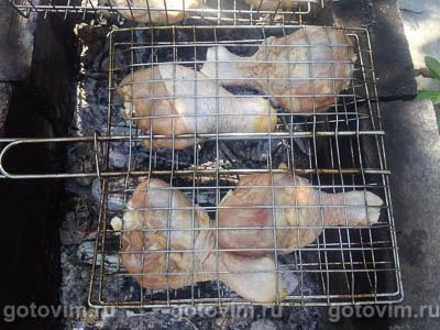 Куриные ножки на мангале, маринованные в соевом соусе Куриные ножки на мангале, маринованные в соевом соусе