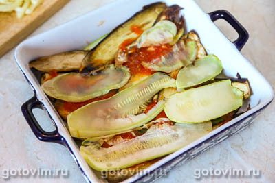 Запеканка из кабачков и баклажанов под хрустящей сырной корочкой