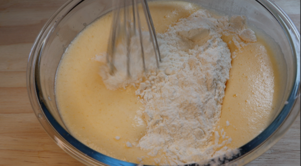 Пирог с клубникой на йогурте, вкуснее торта , пошаговый рецепт с фото