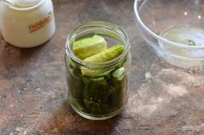Огурцы с базиликом на зиму Огурцы с базиликом на зиму
