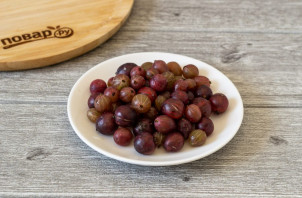 Соус из крыжовника к мясу