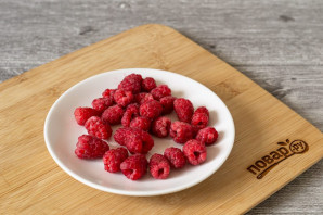 Компот из крыжовника с малиной Компот из крыжовника с малиной