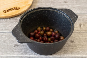 Соус из крыжовника к мясу