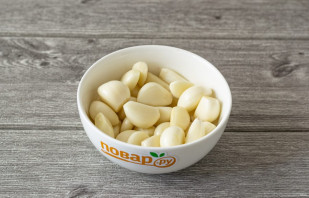 Чеснок конфи Чеснок конфи