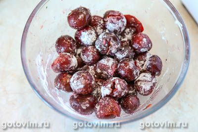 Итальянский пирог сбричолата с черешней Итальянский пирог сбричолата с черешней