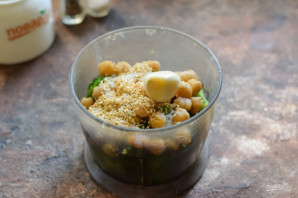 Хумус из брокколи