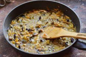 Овощное рагу с рисом и баклажанами