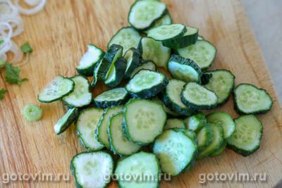 Салат из редиса, огурца и козьего сыра Салат из редиса, огурца и козьего сыра