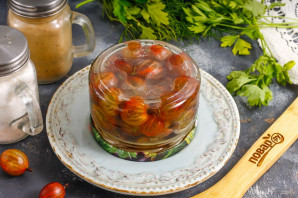 Крыжовник маринованный с чесноком Крыжовник маринованный с чесноком