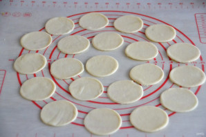 Вареники с творогом и черемшой