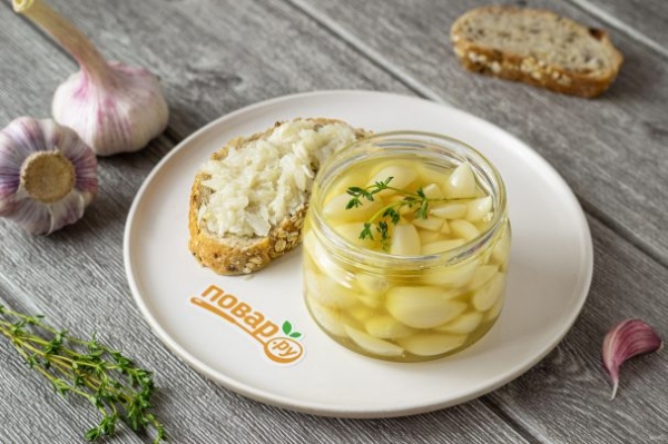 Чеснок конфи Чеснок конфи