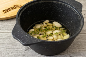 Чеснок конфи Чеснок конфи