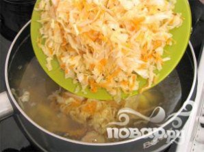 Щи с кислой капустой и мясом Щи с кислой капустой и мясом