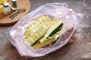 Цукини с сыром в духовке Цукини с сыром в духовке