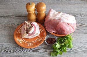 Рулет из свинины в ветчиннице