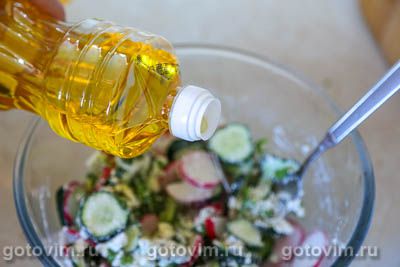 Салат из редиса, огурца и козьего сыра Салат из редиса, огурца и козьего сыра