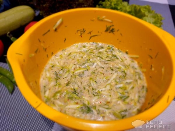 Рецепт: Рулет из кабачков - С начинкой на Ваш вкус!