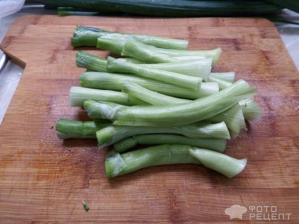 Рецепт: Зеленый лук в заморозку - Зимой как найдете