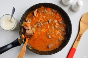 Тушеная телятина с подливкой Тушеная телятина с подливкой