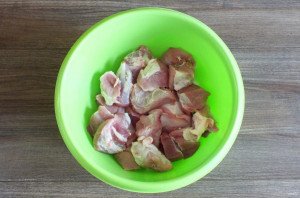 Шашлык в яблочном маринаде