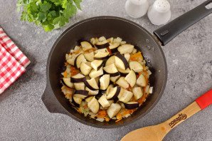 Грибной суп с баклажанами на молоке Грибной суп с баклажанами на молоке