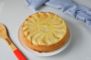 Бисквит с грушами