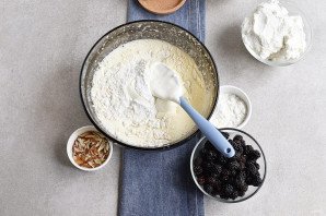 Пирог с ежевикой Пирог с ежевикой