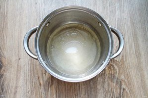 Пирог с ревенем и малиной