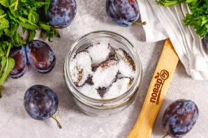 Вяленый чернослив