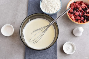 Быстрый пирог с ягодами