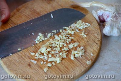 Утиные язычки с чесноком по-китайски Утиные язычки с чесноком по-китайски