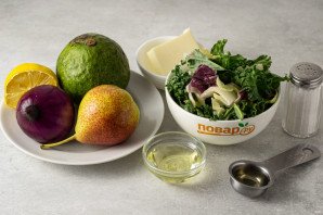 Салат из авокадо с грушей и сыром Салат из авокадо с грушей и сыром