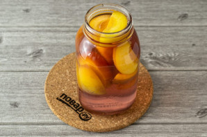 Компот из персиков с лимонной кислотой на зиму