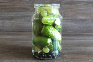 Огурцы "Во саду ли в огороде"